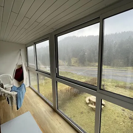 Grand Mitoyen Dans Secteur Calme Et Ensoleille - Fr-1-787-38 Laveissière